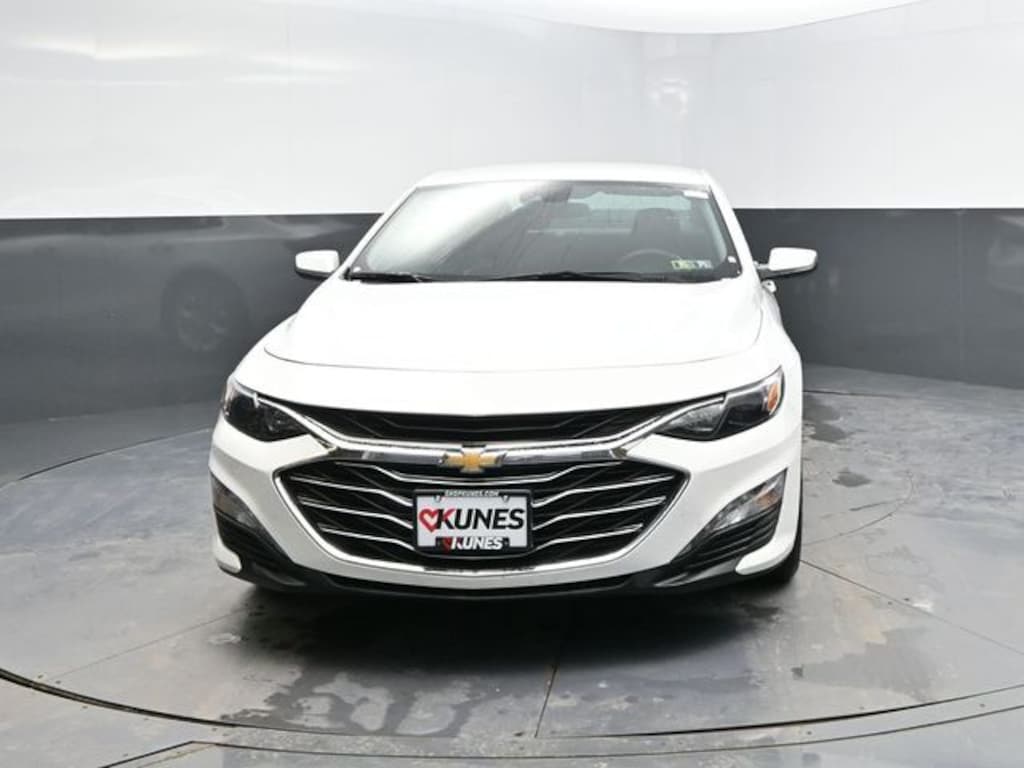 Used 2024 Chevrolet Malibu LT 1LT Sedan