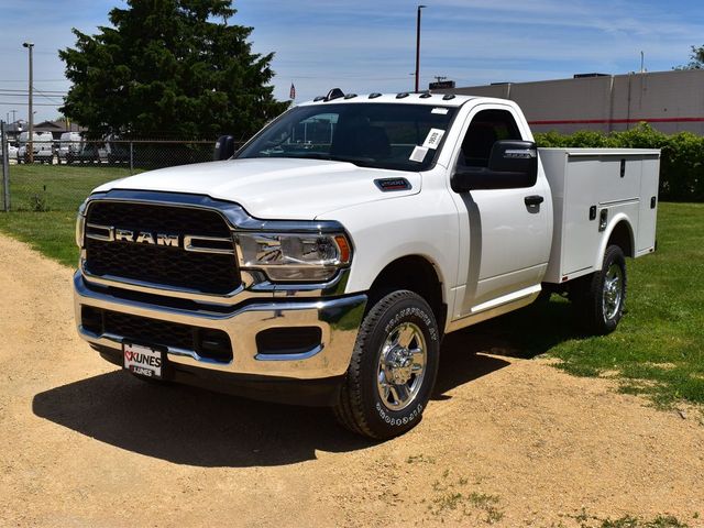 2024 Ram 2500 Tradesman photo 2
