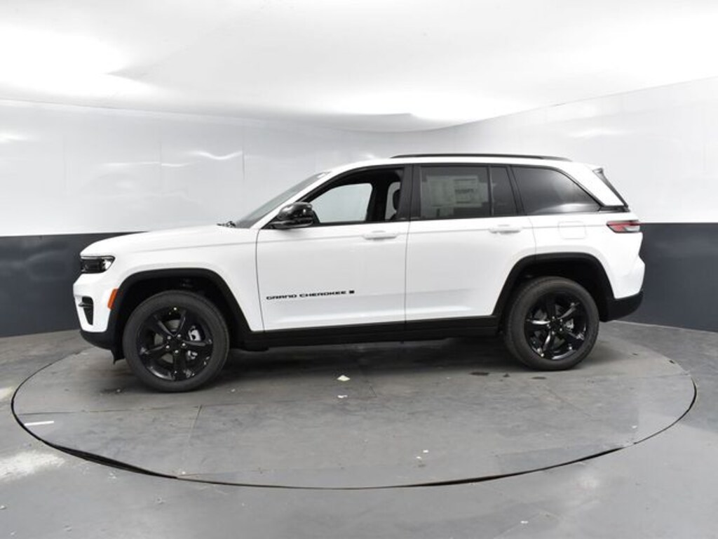 New 2025 Jeep Grand Cherokee Altitude X Sport Utility