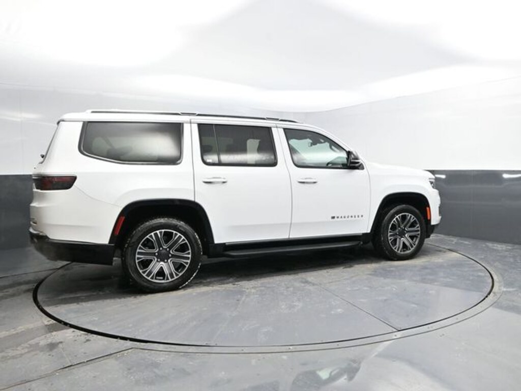 Used 2024 Jeep Wagoneer Series II SUV