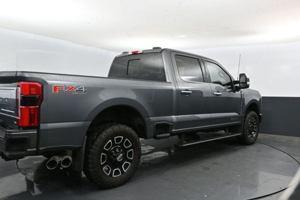 Used 2023 Ford F-250SD Truck