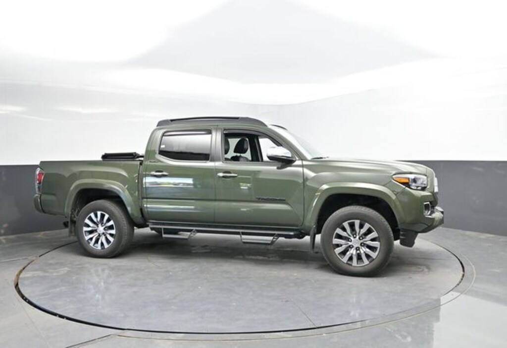 Used 2022 Toyota Tacoma Limited V6 Truck