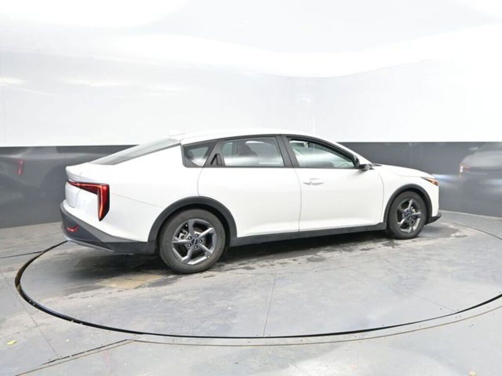 Used 2025 Kia K4 LXS Sedan