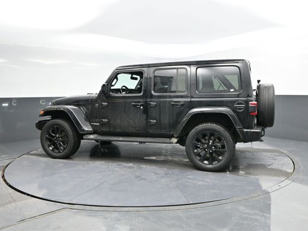 Used 2021 Jeep Wrangler Unlimited Sahara High Altitude SUV