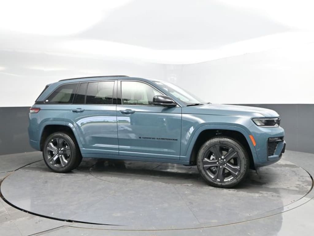 New 2027 Jeep Grand Cherokee Limited Reserve Sport Utility