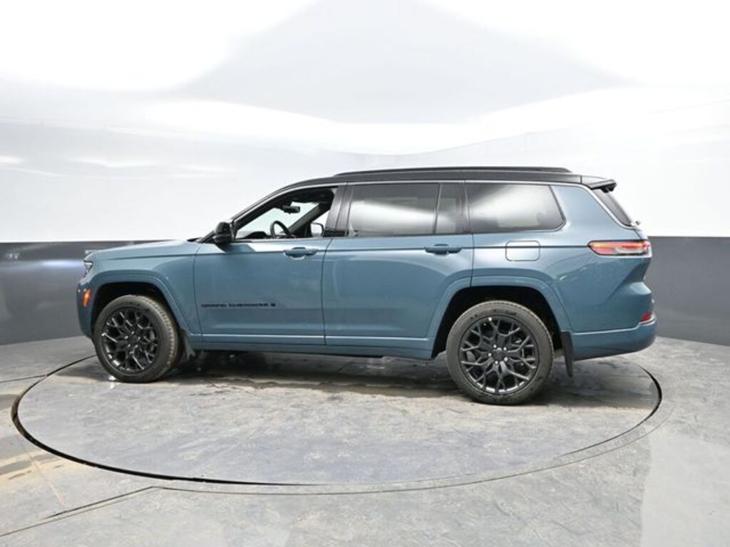 New 2026 Jeep Grand Cherokee L Summit Sport Utility