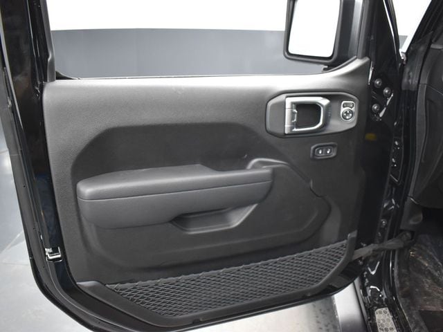 2025 Jeep Wrangler 4-Door Sport S - Photo 12
