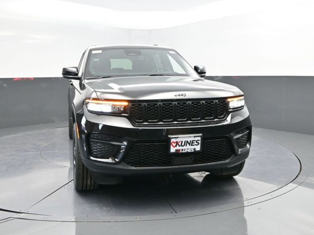 New 2025 Jeep Grand Cherokee Altitude X Sport Utility