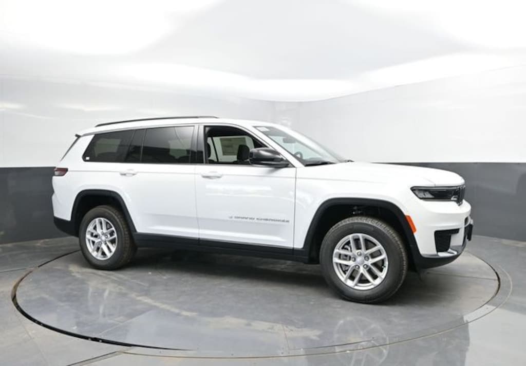 New 2026 Jeep Grand Cherokee L Laredo Sport Utility