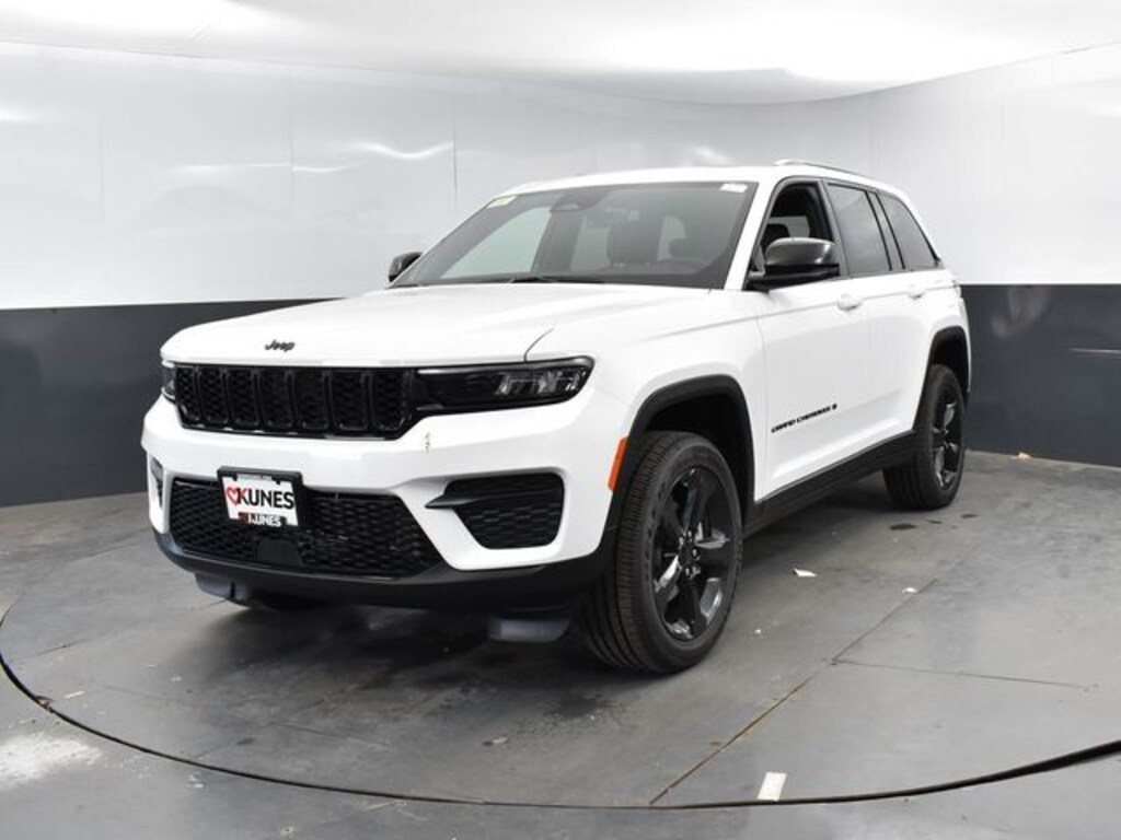 New 2025 Jeep Grand Cherokee Altitude X Sport Utility