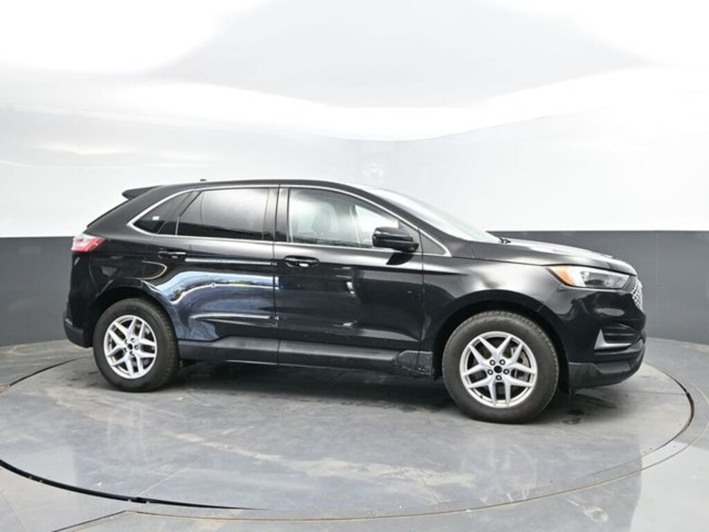 Used 2024 Ford Edge SEL SUV