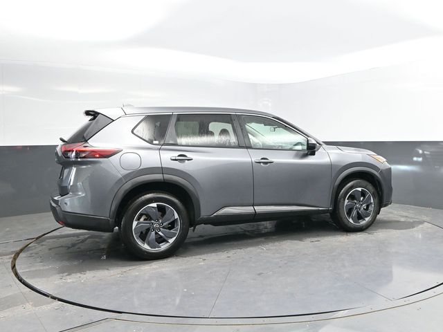 Used 2024 Nissan Rogue SV with VIN 5N1BT3BA1RC699427 for sale in Beloit, WI