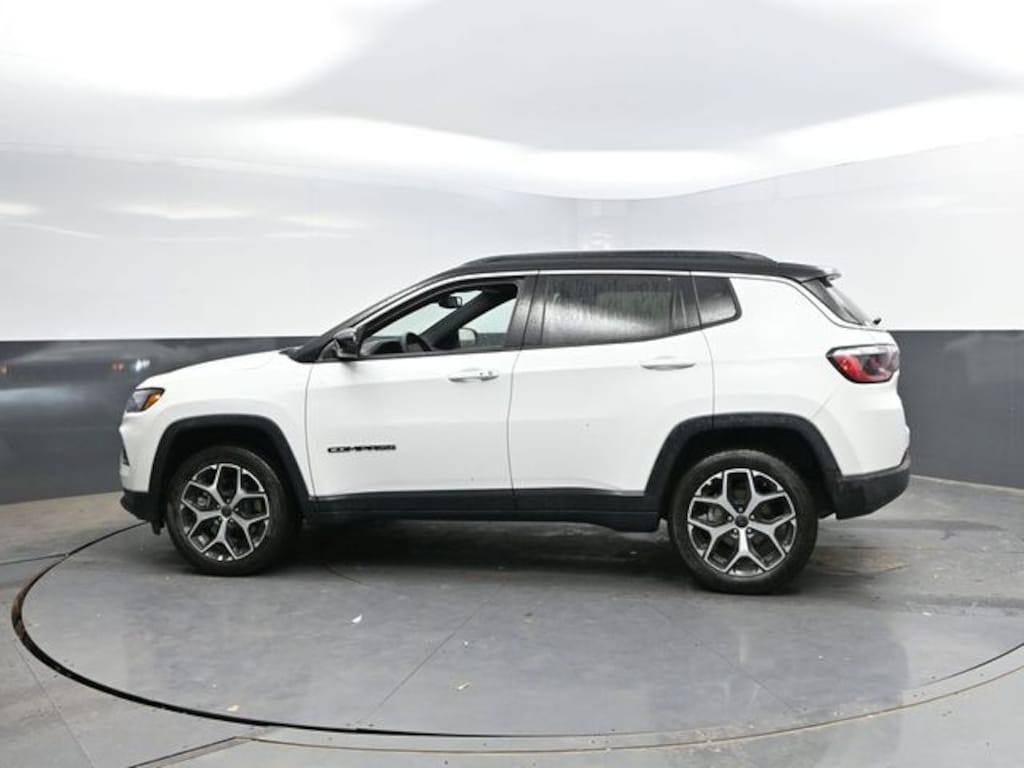 Used 2026 Jeep Compass Limited SUV