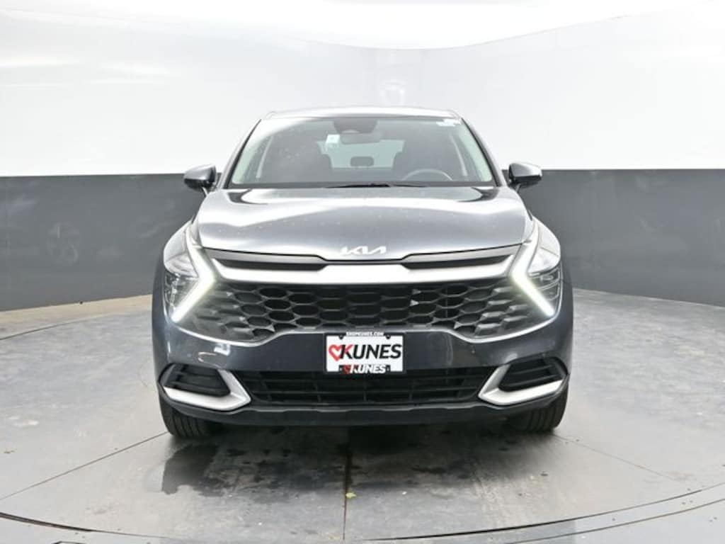 Used 2025 Kia Sportage LX SUV