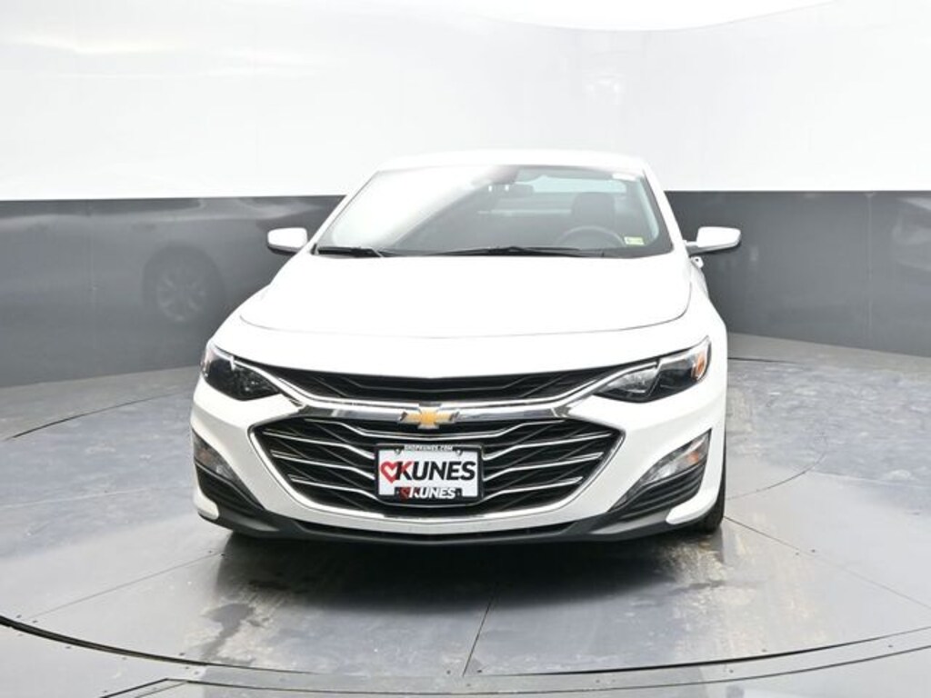 Used 2024 Chevrolet Malibu LT 1LT Sedan