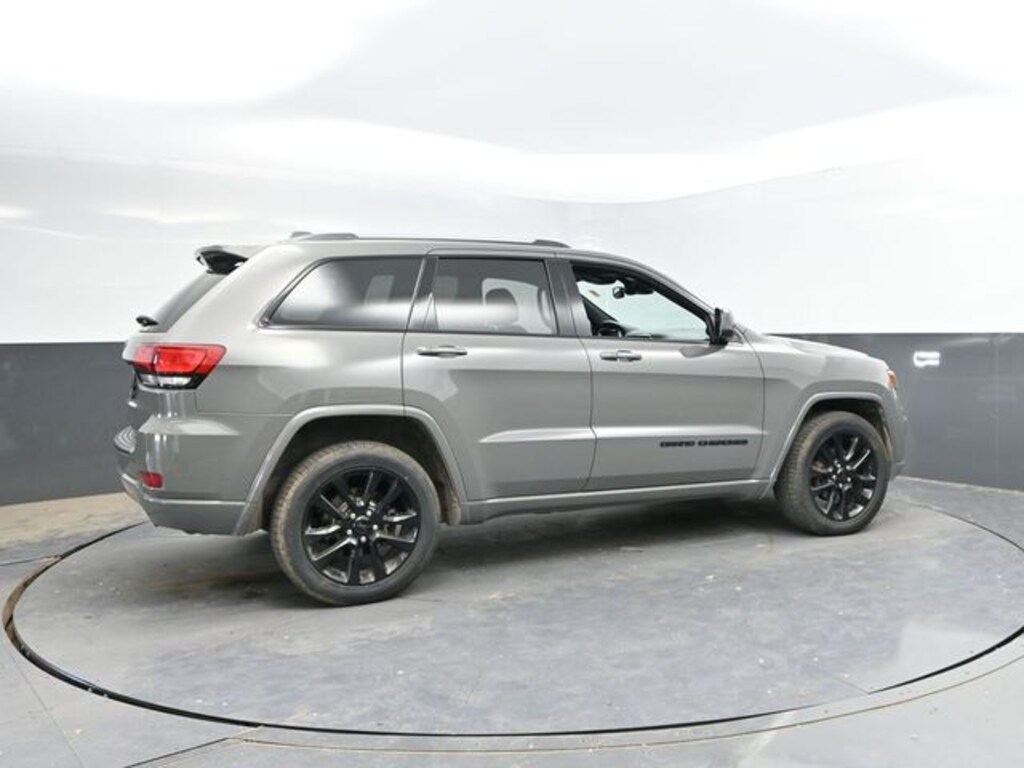 Used 2020 Jeep Grand Cherokee Altitude SUV