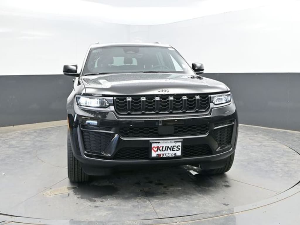 New 2026 Jeep Grand Cherokee L Laredo Sport Utility