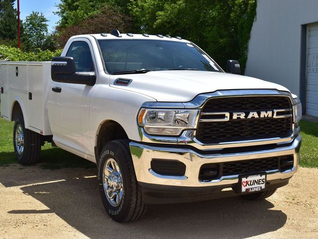 2024 Ram 2500 Tradesman photo 4