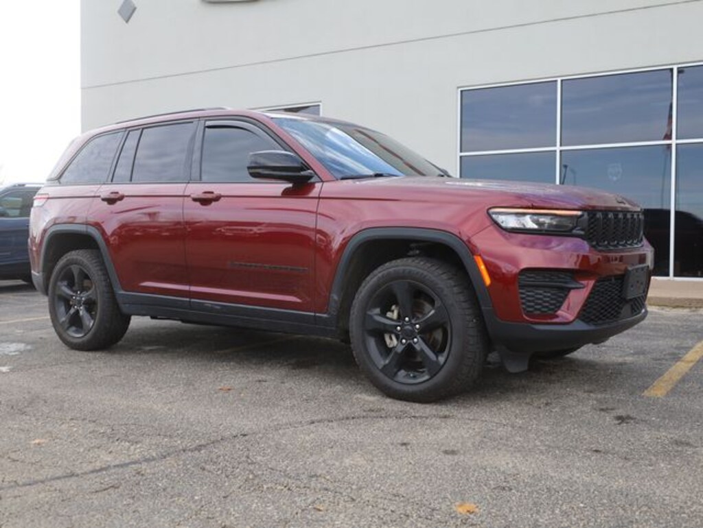 Used 2023 Jeep Grand Cherokee Altitude X SUV