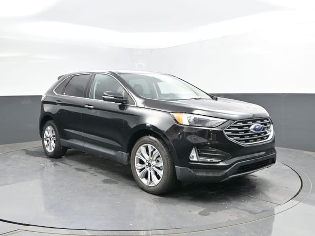 Used 2024 Ford Edge Titanium SUV