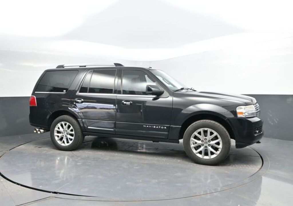 Used 2013 Lincoln Navigator Base SUV
