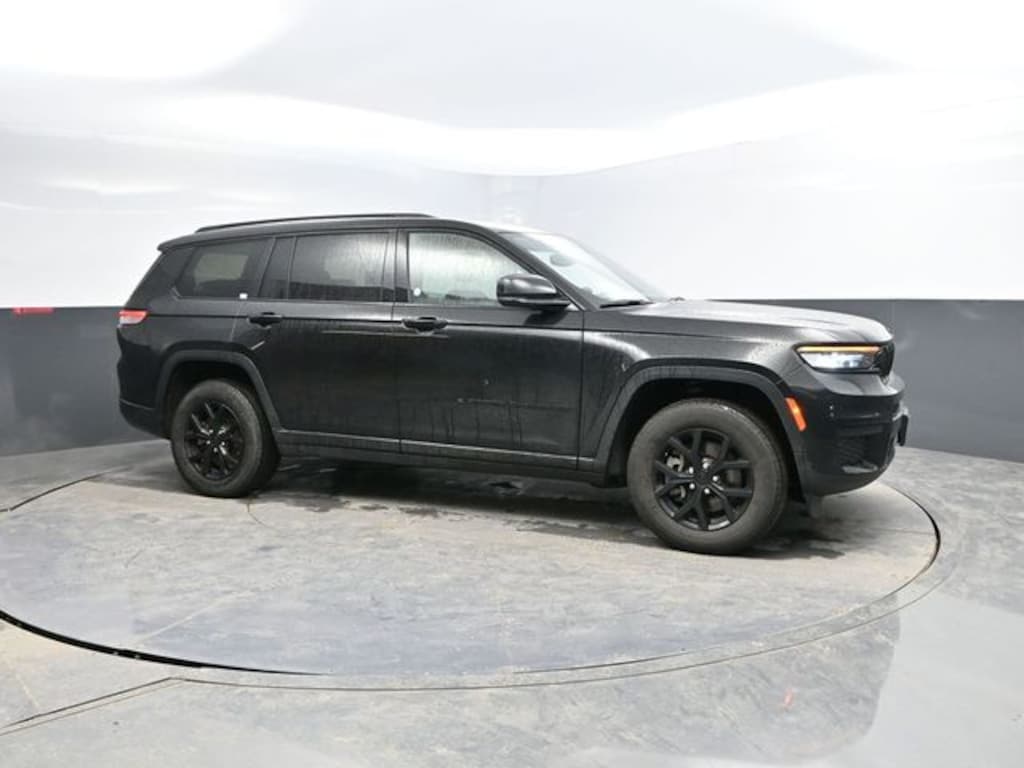 Used 2024 Jeep Grand Cherokee L Altitude SUV