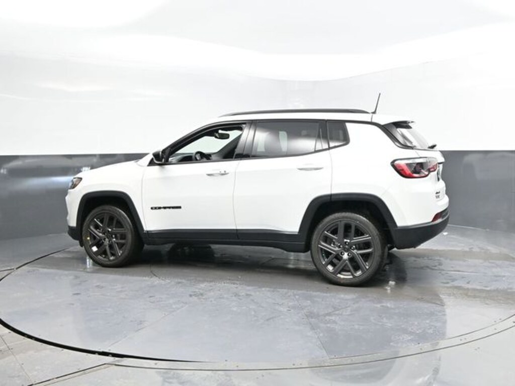 New 2026 Jeep Compass Latitude Sport Utility