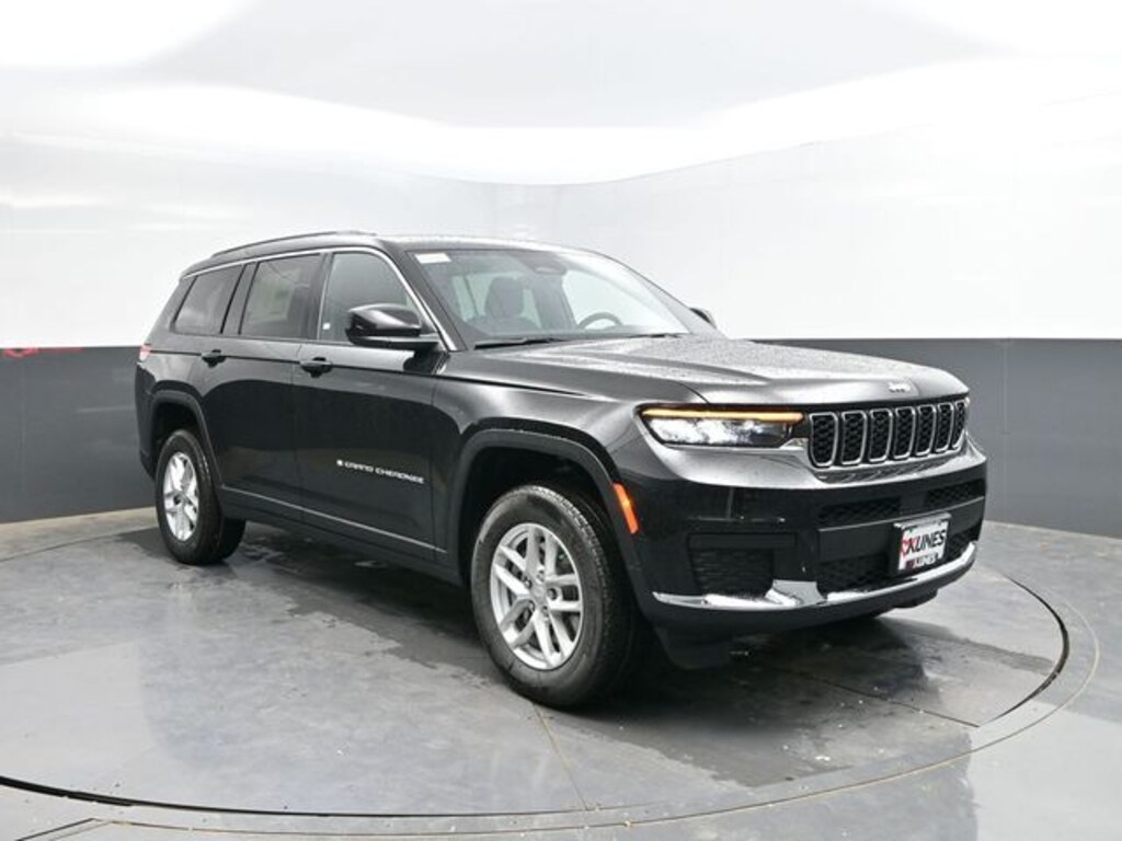 New 2026 Jeep Grand Cherokee L Laredo Sport Utility
