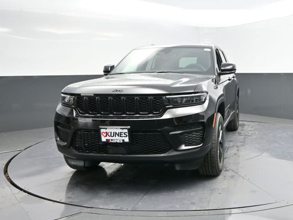 New 2025 Jeep Grand Cherokee Altitude X Sport Utility