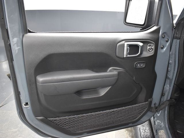 2025 Jeep Wrangler 4-Door Sport S - Photo 11
