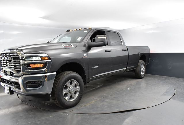 2025 Ram 2500 Big Horn photo 3