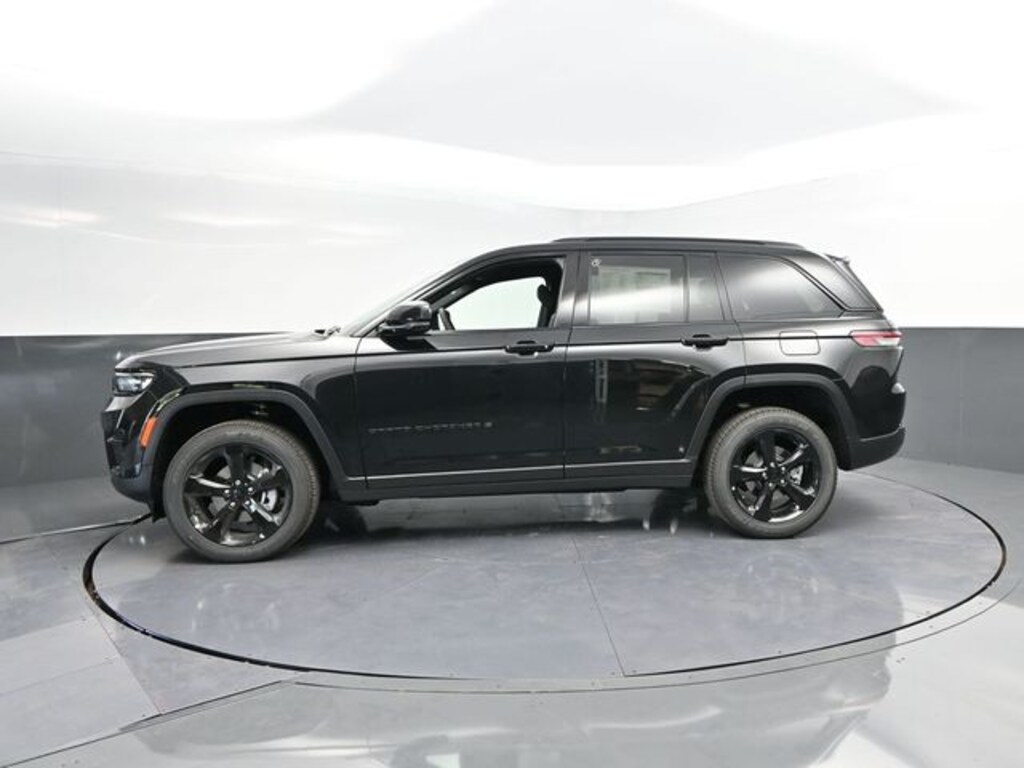 New 2025 Jeep Grand Cherokee Altitude X Sport Utility