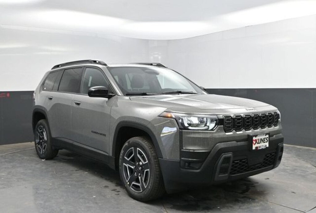 New 2026 Jeep Cherokee Laredo Sport Utility