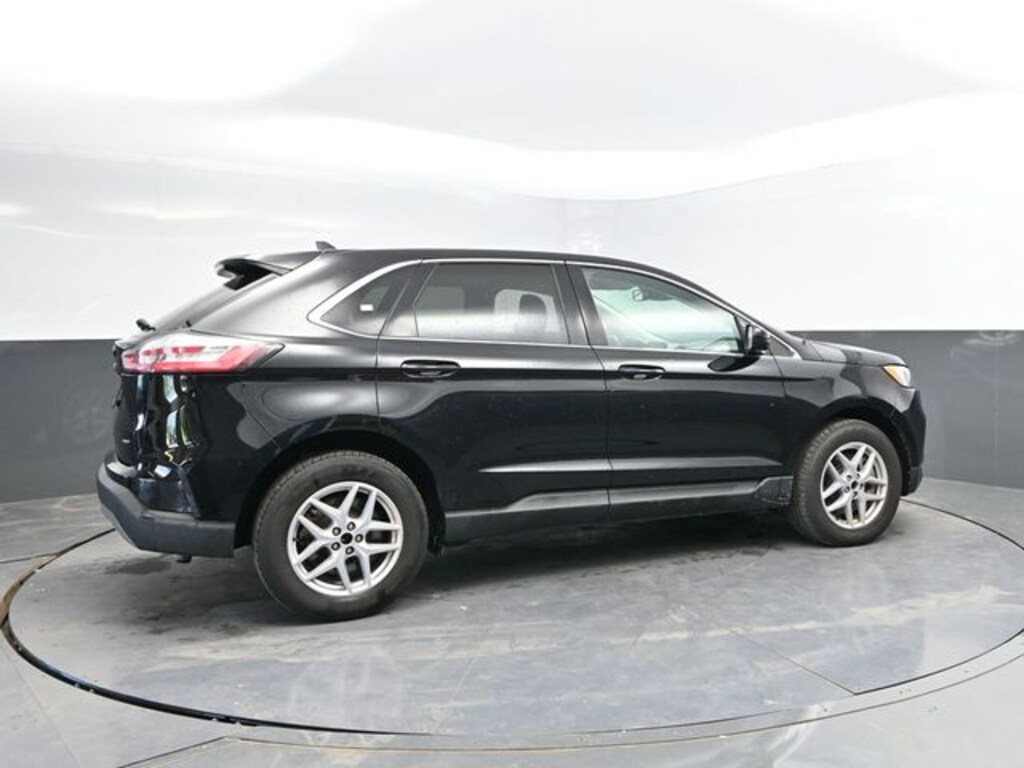 Used 2024 Ford Edge SEL SUV
