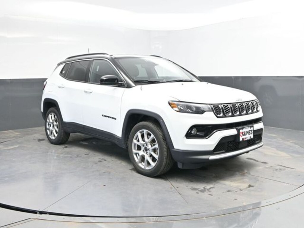 Used 2025 Jeep Compass Limited SUV