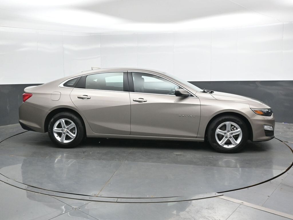 Used 2024 Chevrolet Malibu LT 1LT Sedan
