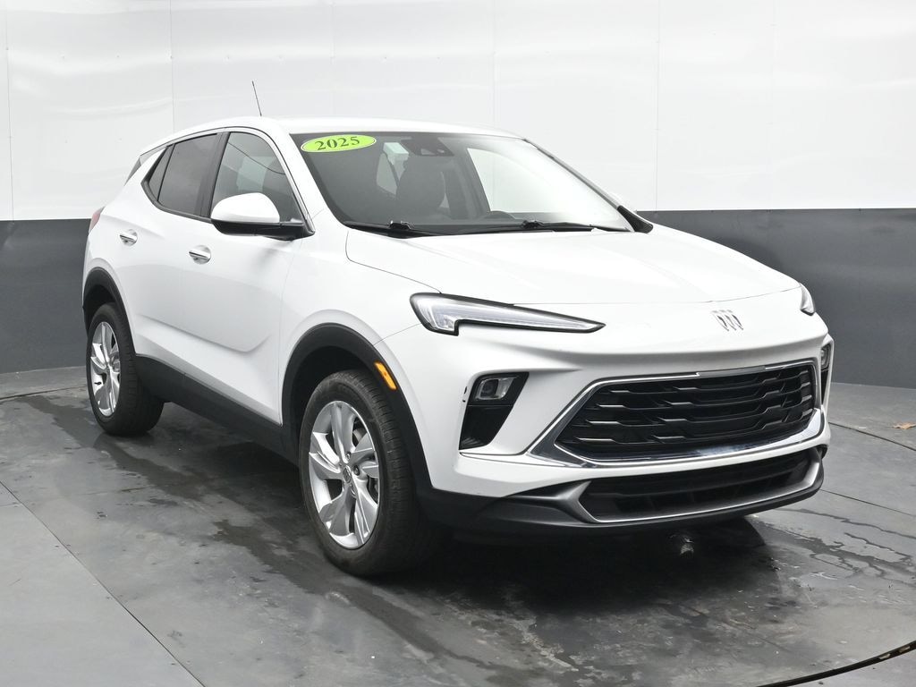 Used 2025 Buick Encore GX Preferred SUV