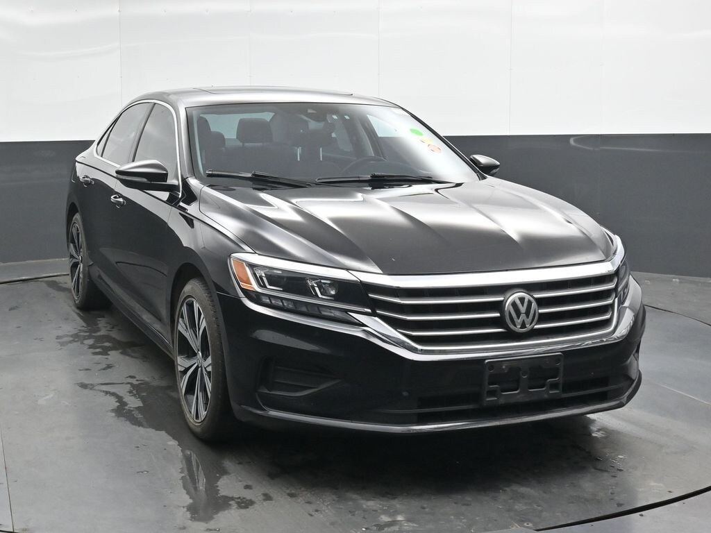 Used 2022 Volkswagen Passat 2.0T SE Sedan