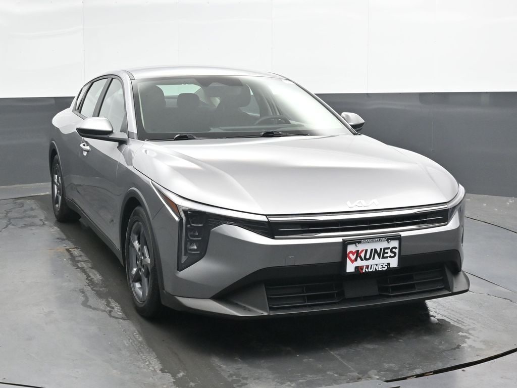 Used 2025 Kia K4 LXS Sedan