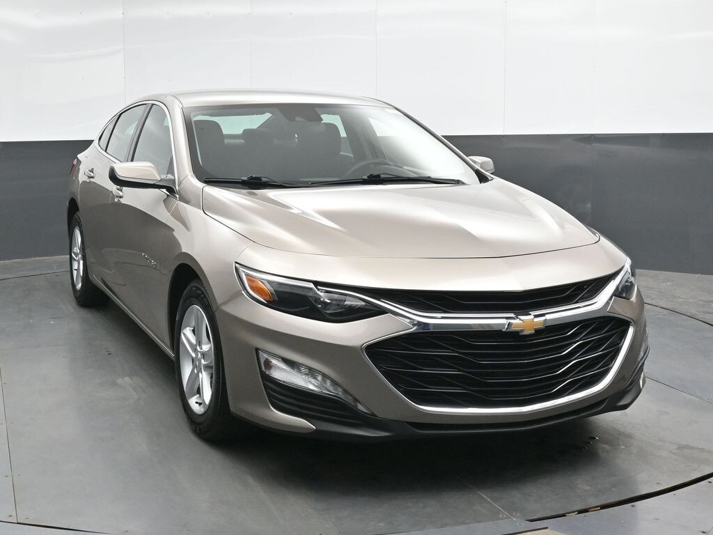 Used 2024 Chevrolet Malibu LT 1LT Sedan