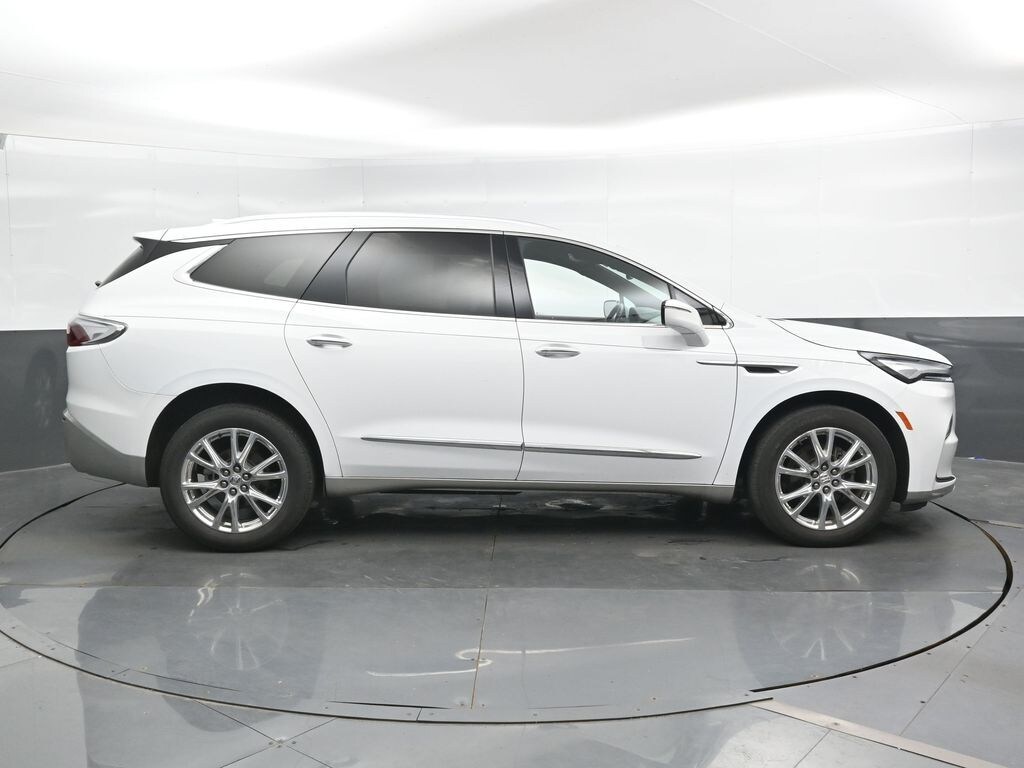 Used 2023 Buick Enclave Essence SUV