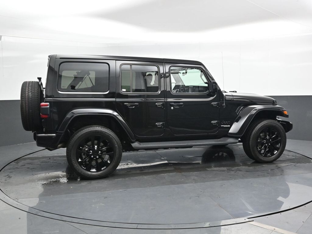 Used 2021 Jeep Wrangler Unlimited Sahara High Altitude SUV