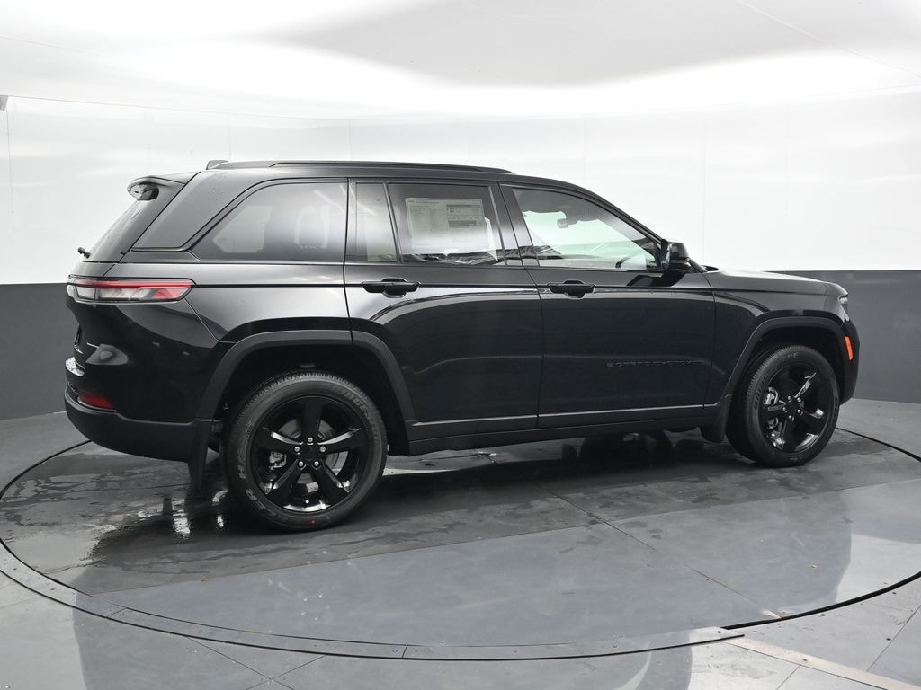 New 2025 Jeep Grand Cherokee Altitude X Sport Utility