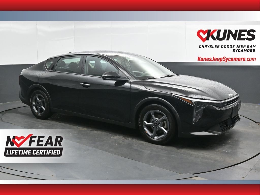 Used 2025 Kia K4 LXS Sedan