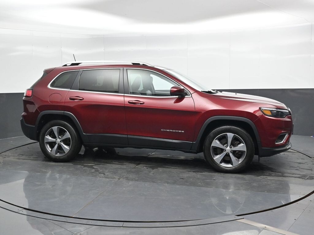 Used 2019 Jeep Cherokee Limited SUV