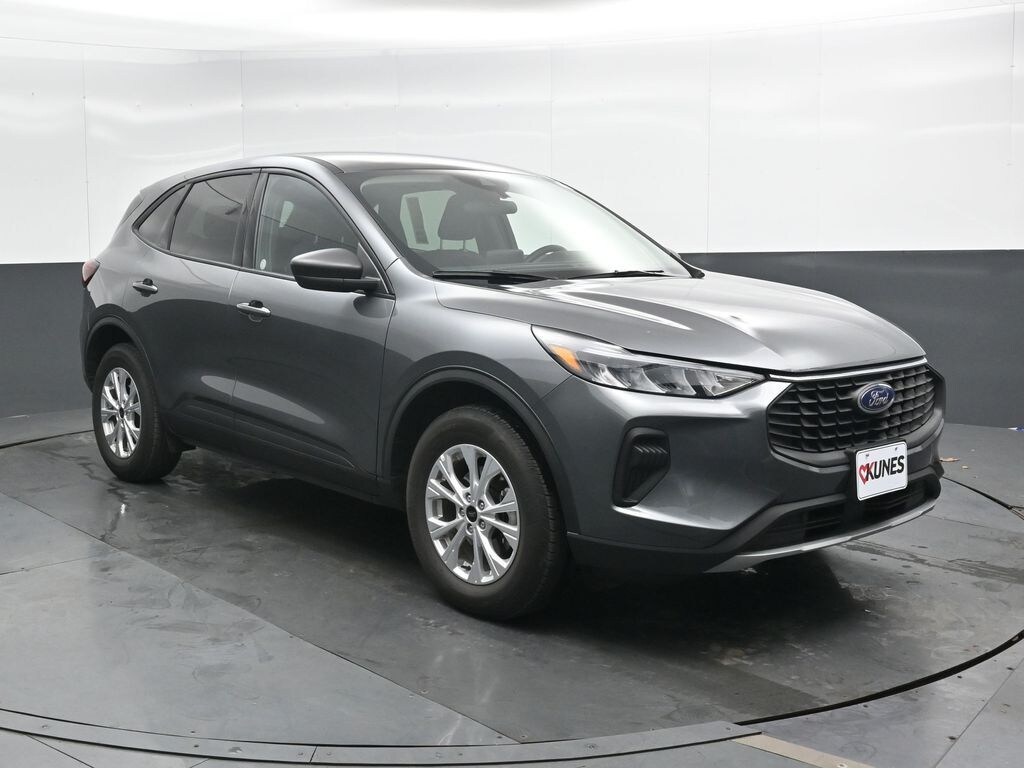 Used 2025 Ford Escape Active SUV