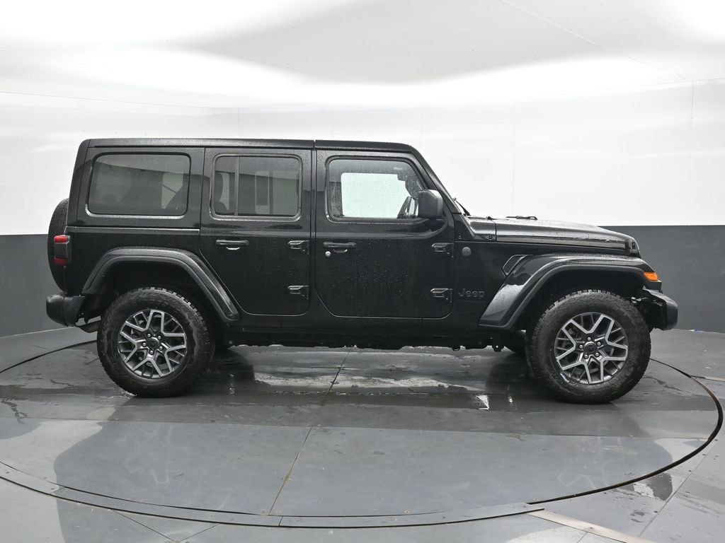 Used 2025 Jeep Wrangler Sahara SUV