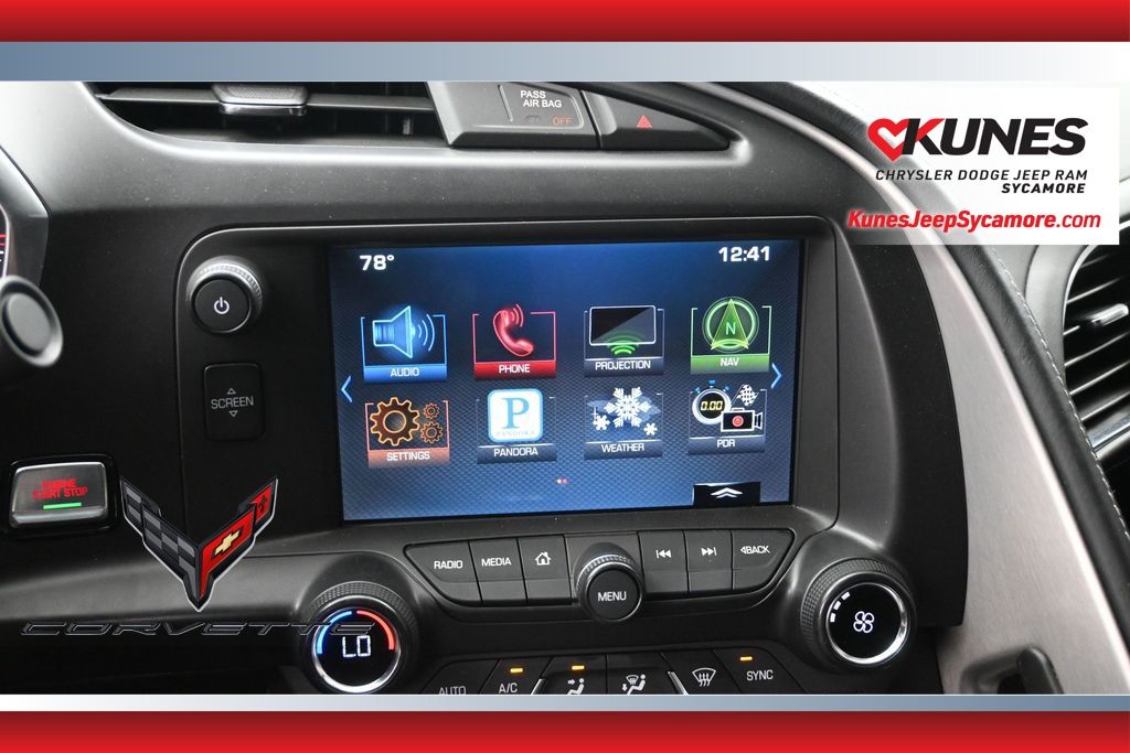 2016 Chevrolet Corvette 3LZ - Photo 13