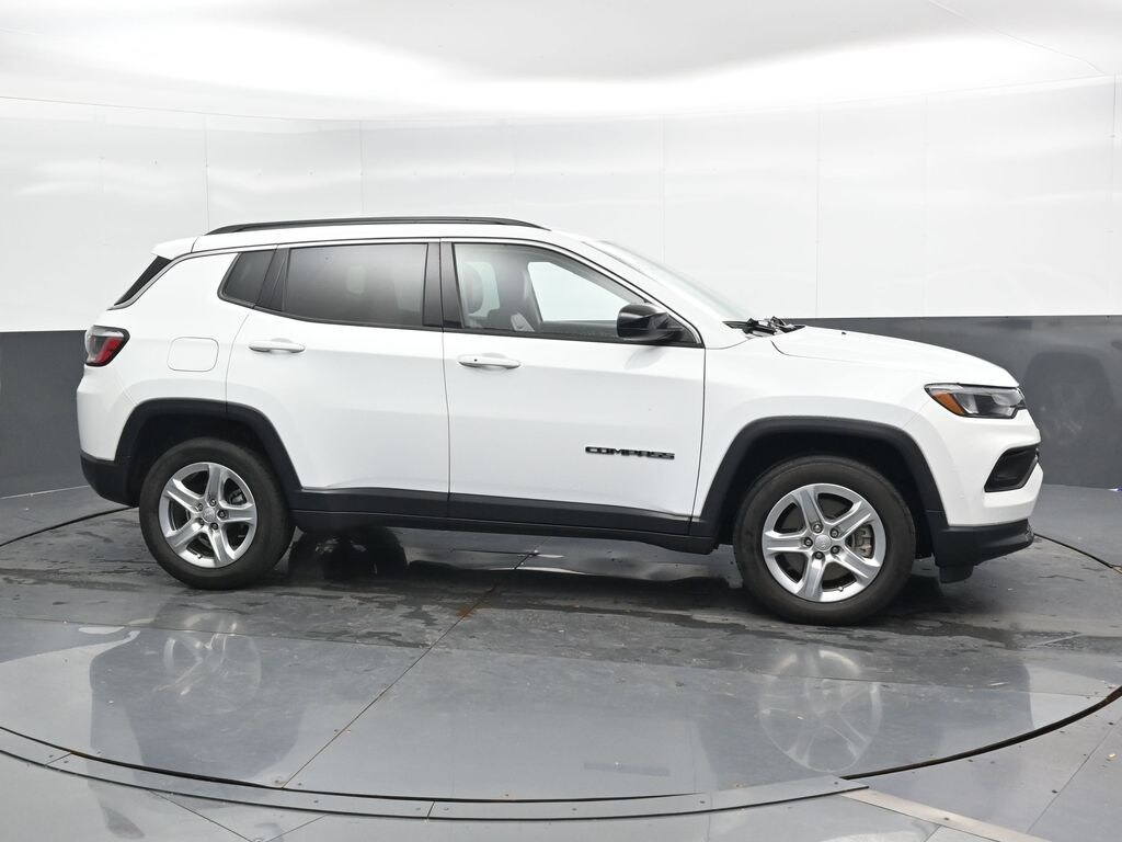 Used 2023 Jeep Compass Latitude SUV