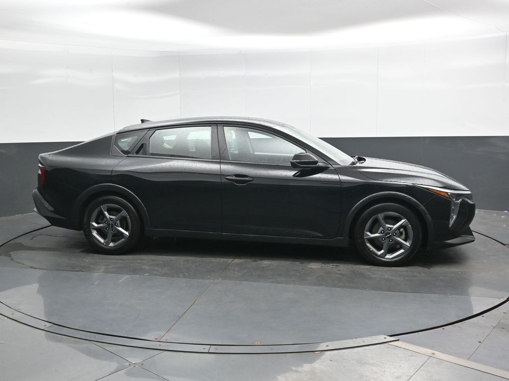 Used 2025 Kia K4 LXS Sedan